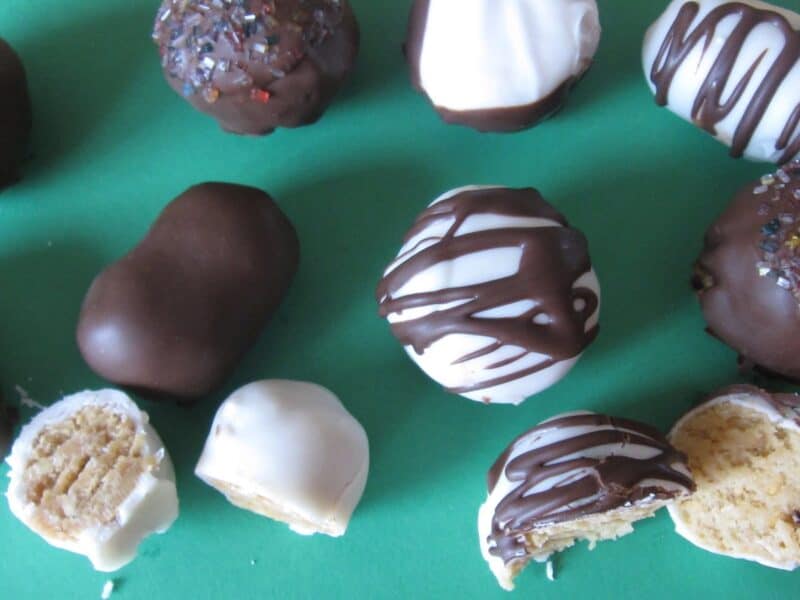 golden oreo and nutter butter truffles