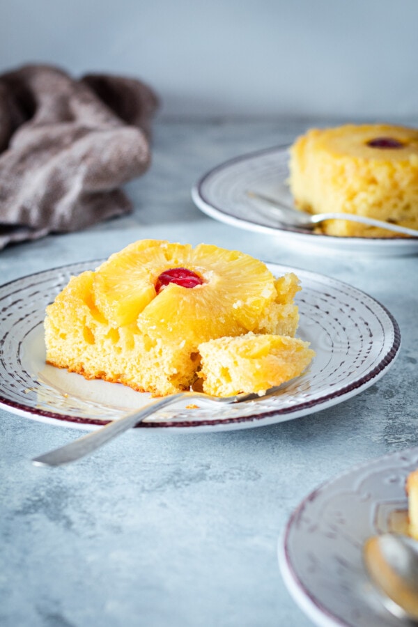 Pineapple Upside Down Cake | Cookies and Cups