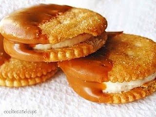 Brown sugar Ritz crackers filled with brown sugar buttercream frosting.