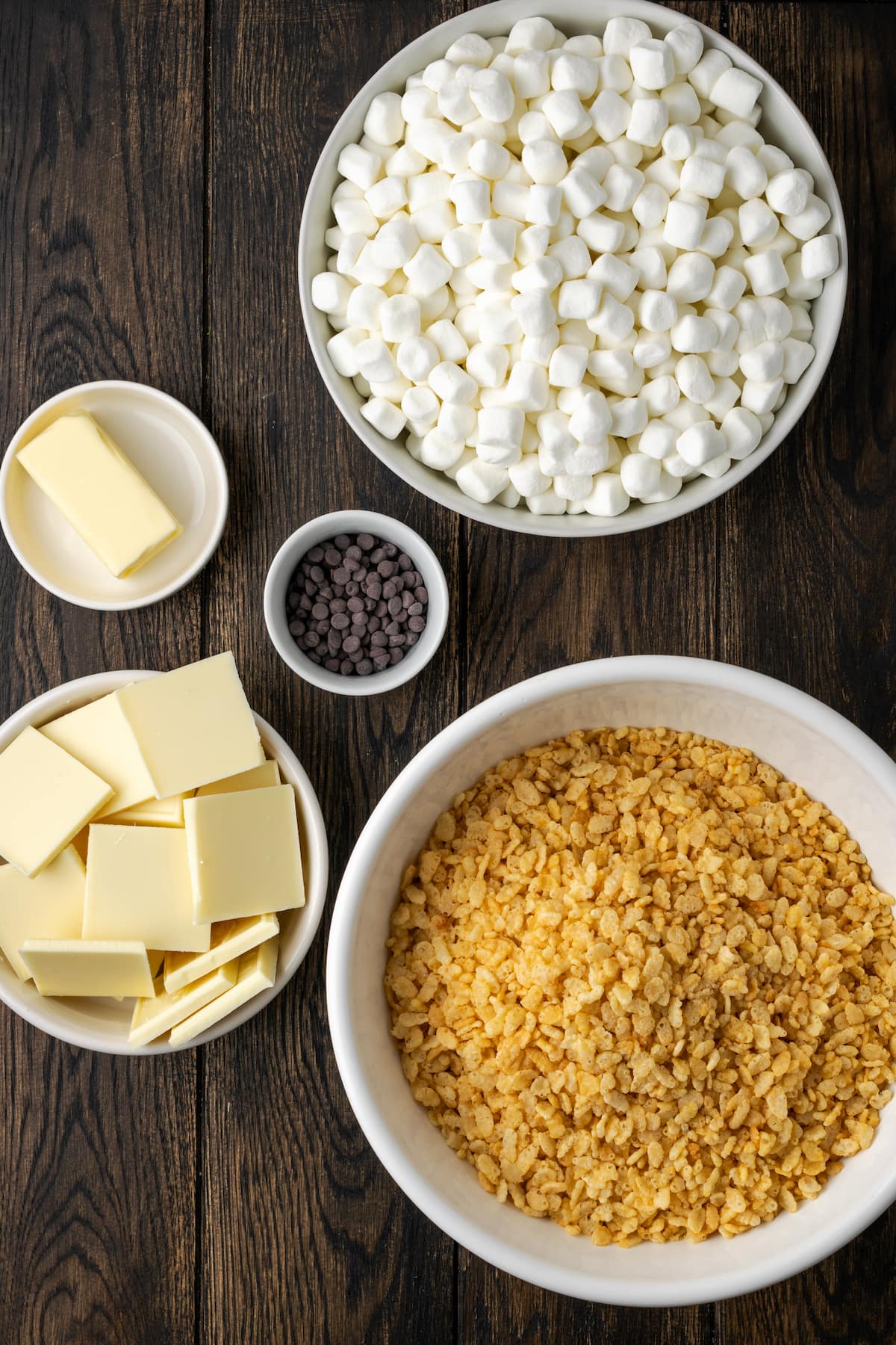 Ingredients for Halloween rice krispie treats.