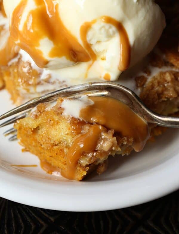 Pumpkin Dump Cake 