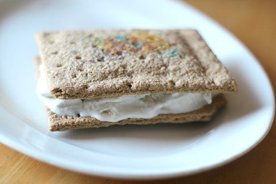 A Gingerbread Pop Tart Ice Cream Sandwich on a plate.
