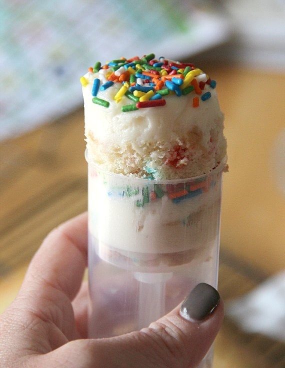 Confetti Push Pop - Celebrate in Style! – Trophy Cupcakes