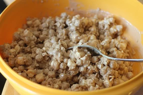 Peanut Butter Cap'n Crunch Cluster Batter in a Bowl