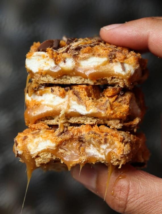 Butterfinger Caramel Bars...these are no bake, ooey, gooey perfection!