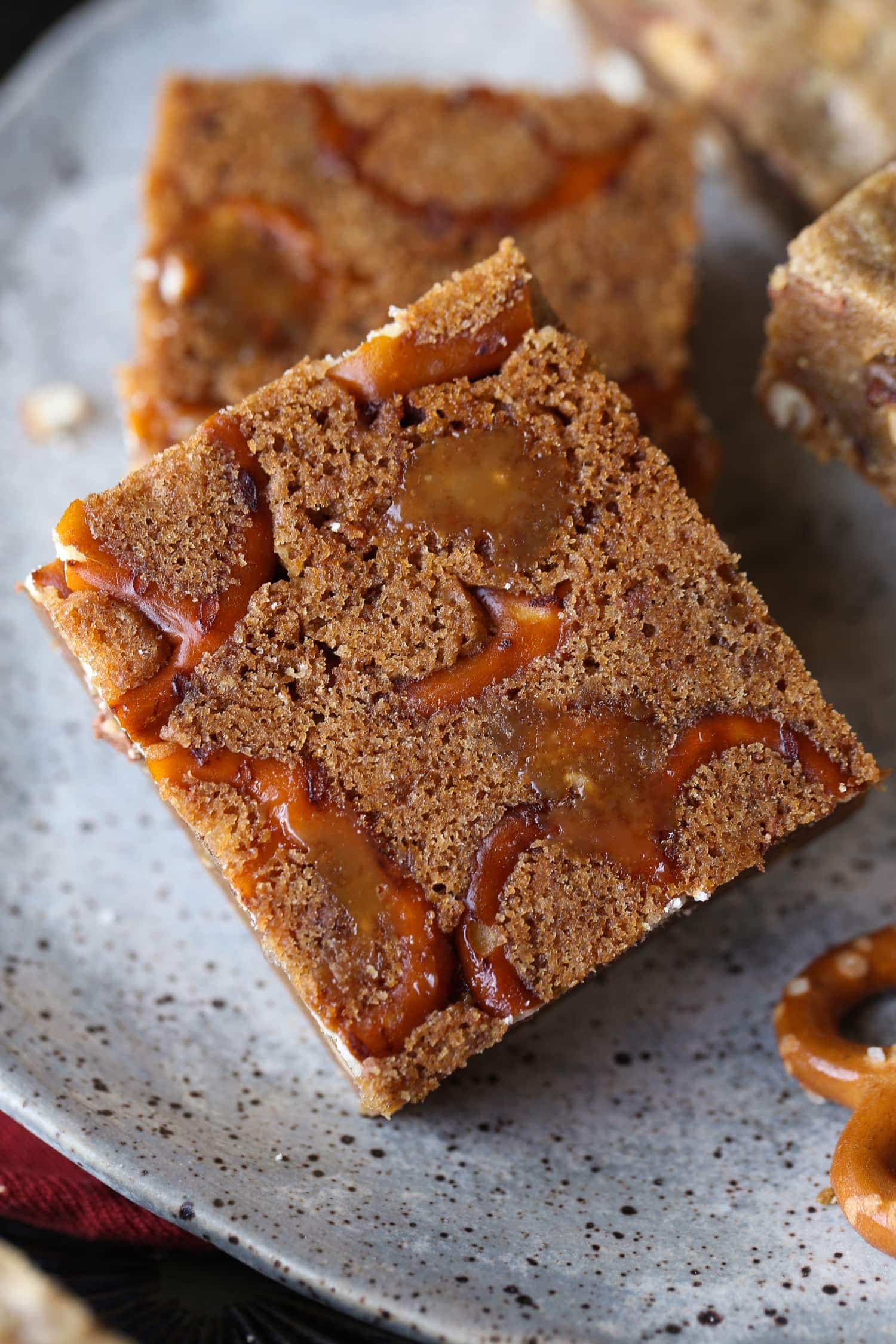 Pretzel Bottom Snickers Blondies Sweet & Salty Dessert Bars Recipe