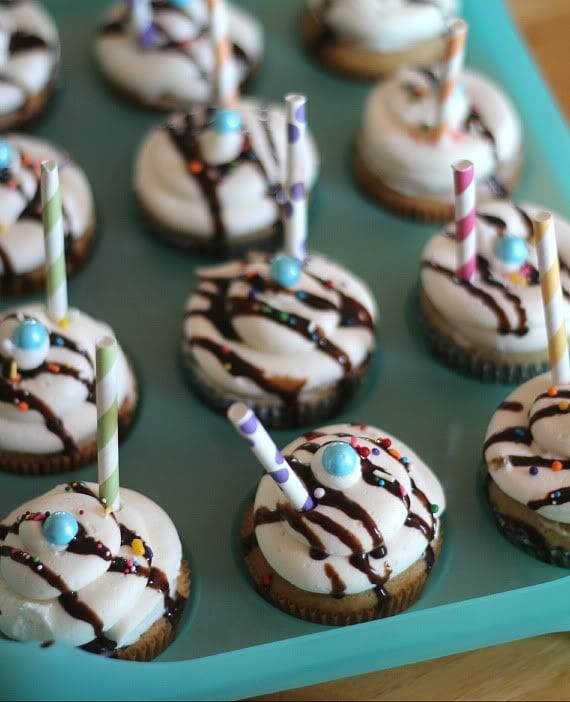 Root beer float cupcakes drizzled with chocolate