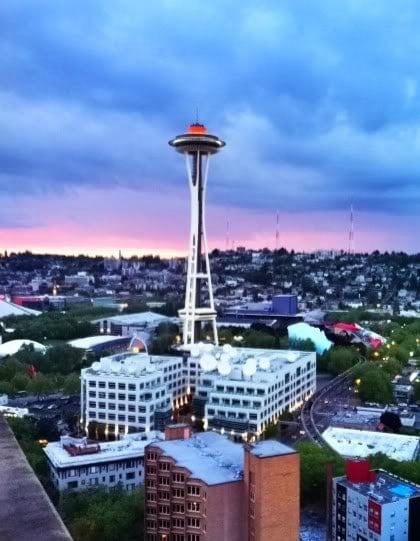 Photo of the Seattle Space Needle at sunset