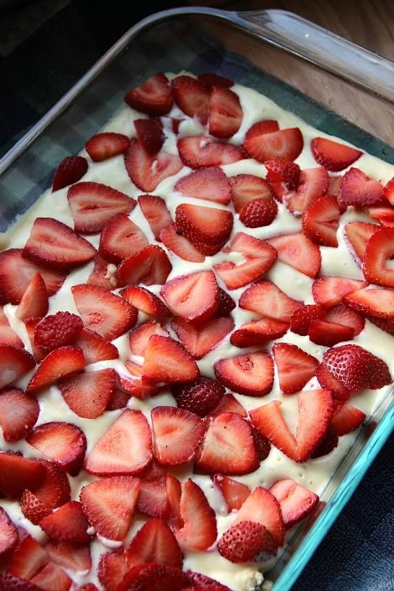 Image of Strawberry Layer for Strawberries and Cream Bars