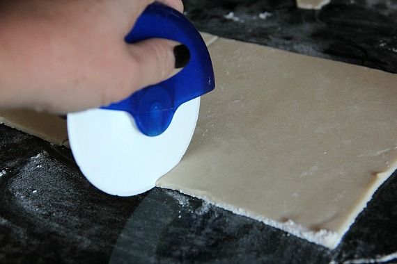 Cutting Pastry Dough with a Pizza Cutter