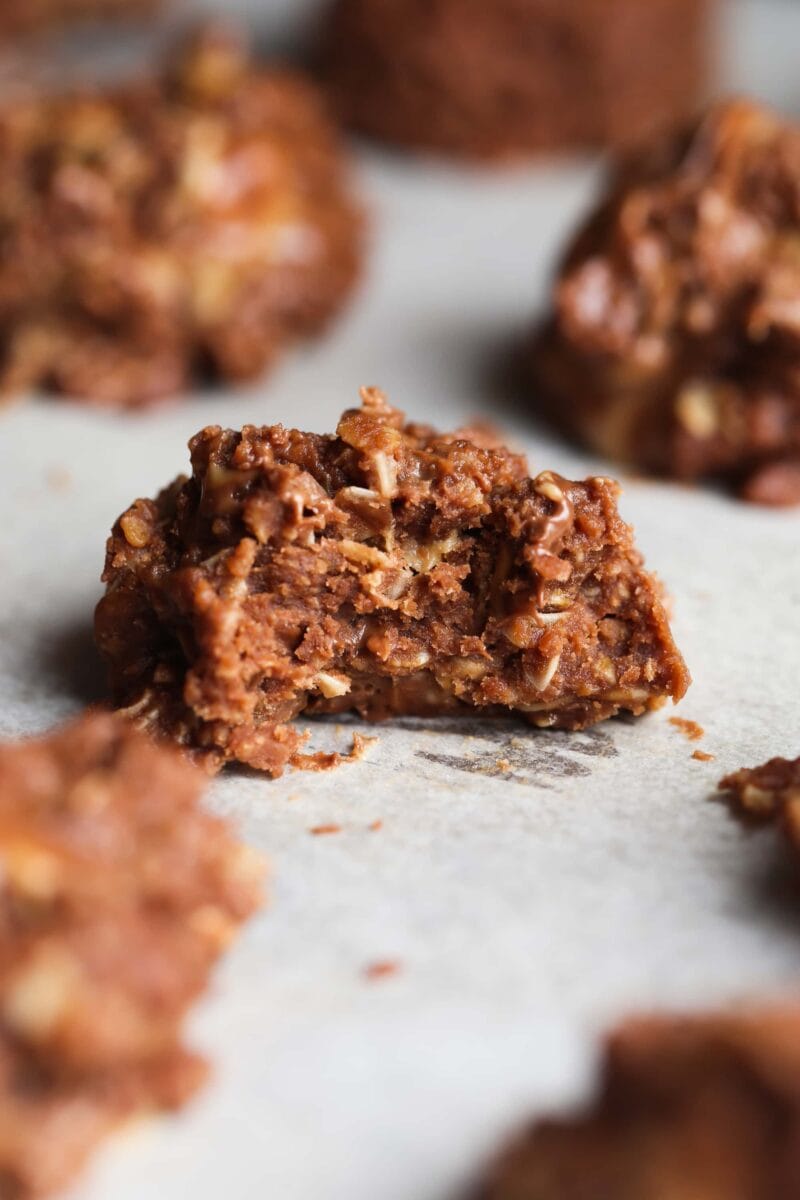 no bake peanut butter cup granola cookies