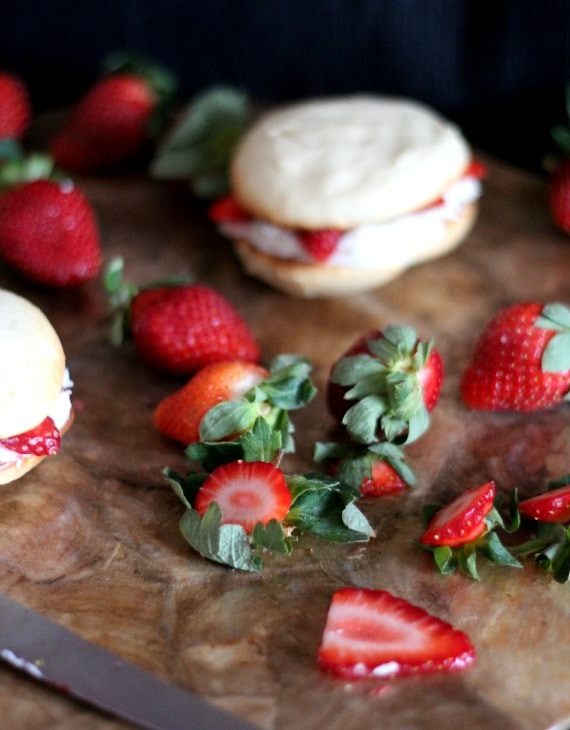 Strawberry Shortcake Whoopie Pies - Haniela's