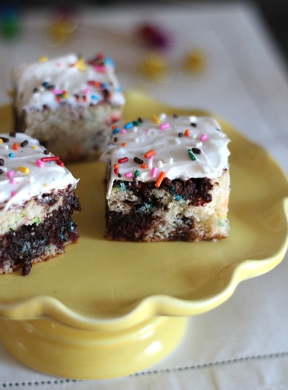 Cake Batter Brownie Snack Cake | Cookies and Cups