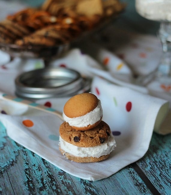 Oreo Cookie Filling Dip | Cookies and Cups