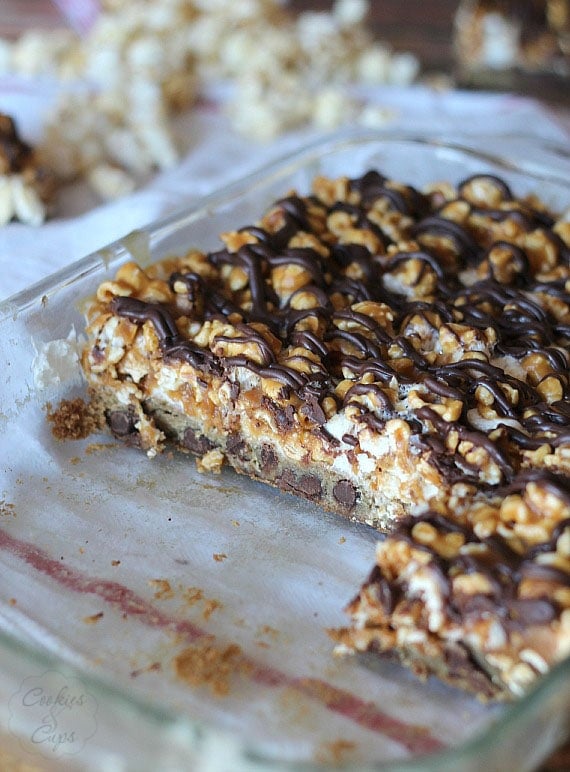 Chocolate Chip and Peanut Butter Popcorn Bars - Cookies and Cups