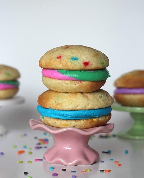 Funfetti Whoopie Pies | Cookies and Cups