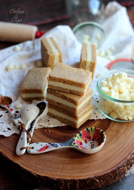 White Chocolate Ganache Filled Brown Sugar Snickerdoodle Bars | Cookies and Cups