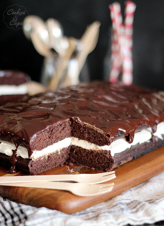 Whoopie Pie Cake  Easy Chocolate Cake With Marshmallow Buttercream