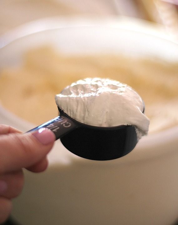 Image of Marshmallow Fluff Being Added to the Blender