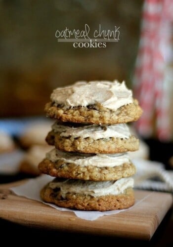 Oatmeal Chocolate Chunk Cookies with Cinnamon Buttercream | Cookies and Cups