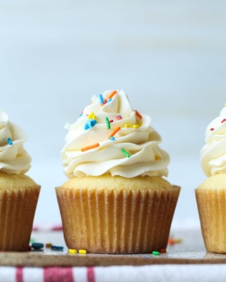 Fluffy, soft vanilla cupcakes