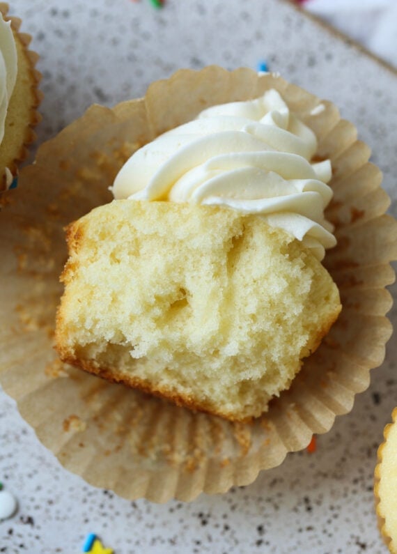 Soft and fluffy vanilla cupcake recipe