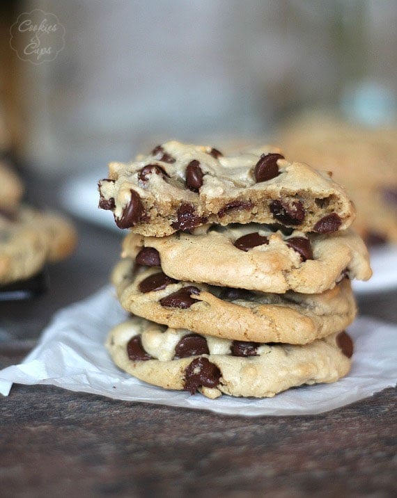 Grapeseed Oil Chocolate Chip Cookies | Cookies and Cups