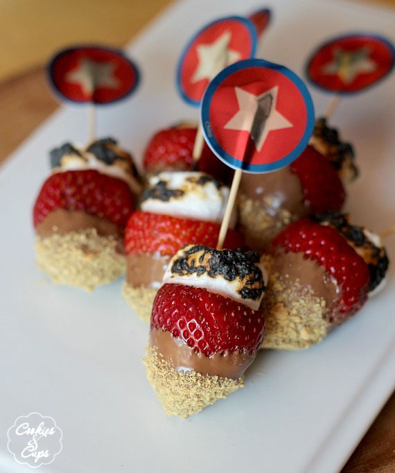 Strawberry S'mores | Cookies and Cups
