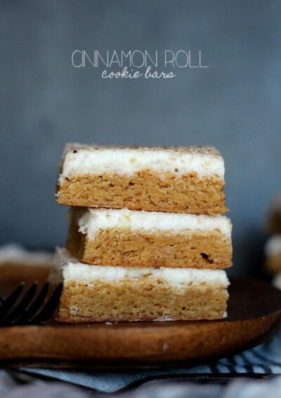 cinnamon roll cookie bars