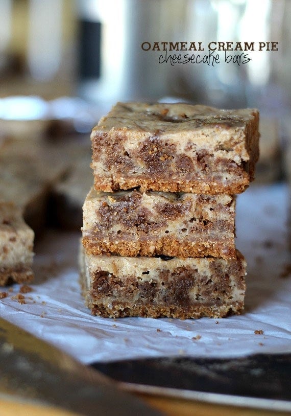 Oatmeal Cream Pie Cheesecake Bars | Cookies and Cups