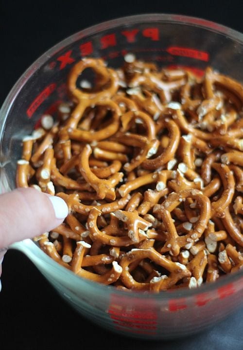 A bowl of mini pretzels