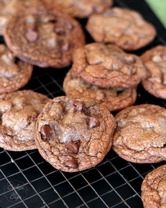 Nutella Filled Chocolate Chocolate Chip Cookies | Cookies and Cups