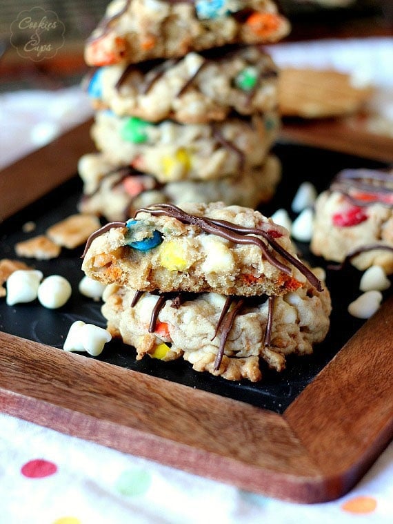 Ice Cream Sundae Cookies | www.cookiesandcups.com 