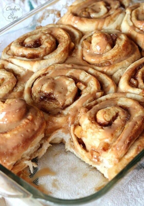 Caramel Apple Cinnamon Rolls | Easy Fall Breakfast Recipe