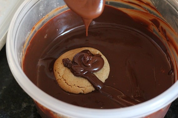 Puppy Chow Cookies