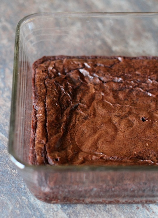 Praline Brownies | www.cookiesandcups.com