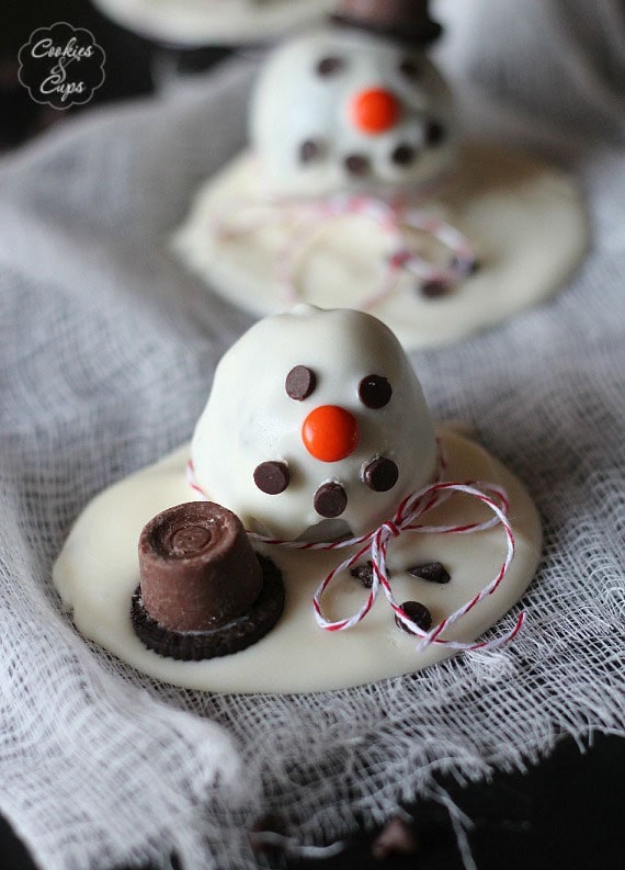 Image of a Melting Snowman Oreo Cookie Ball