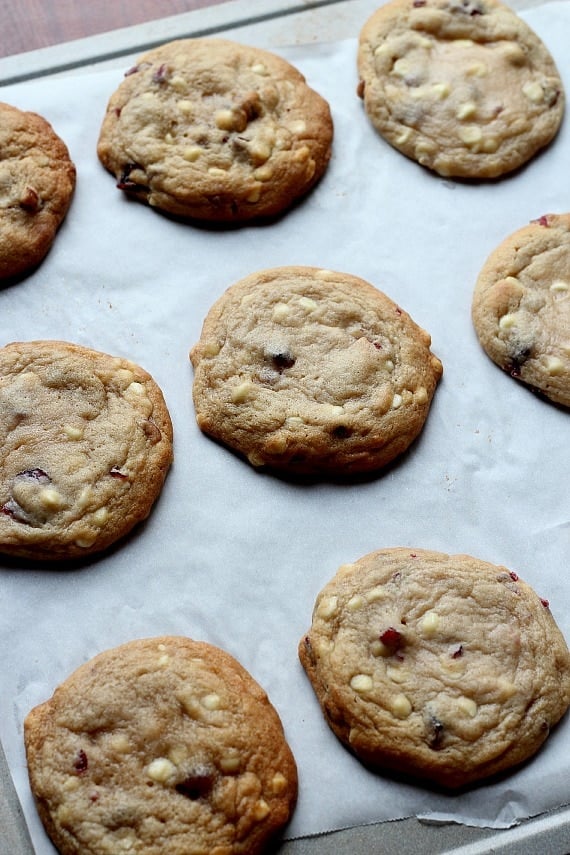 Cranberry Bliss Cookies | www.cookiesandcups.com