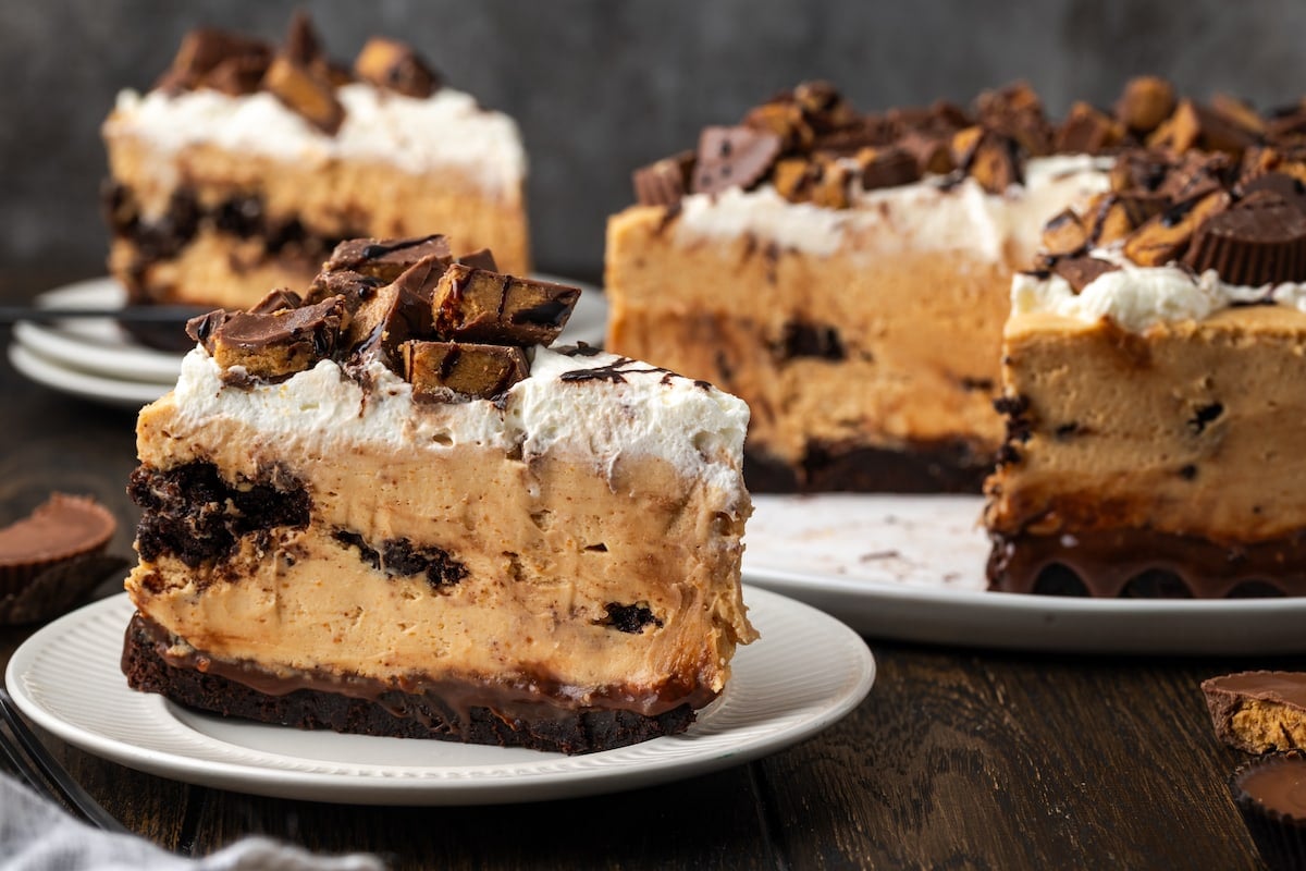 Brownie Cheesecake | Cookies and Cups