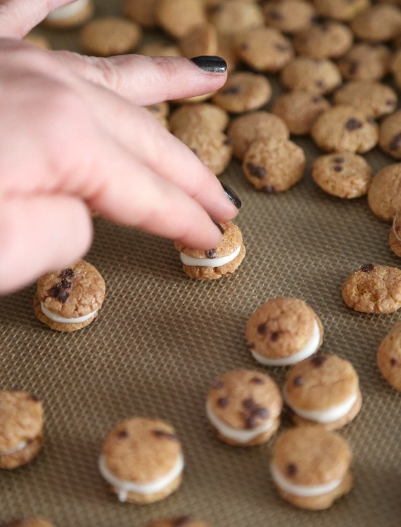 Cookies and Milk Snack Mix ~ A simple Snack Mix made with Cookie Crisp Cereal sandwiched together with white chocolate! Poppable, cute and simple!