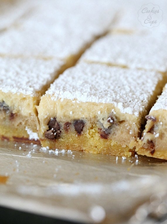 Chocolate Chip Cookie Dough Gooey Butter Bars | www.cookiesandcups.com