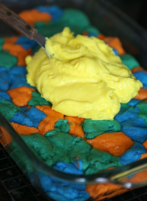 Funfetti Tye Dyed Cookie Bars...simple cookie bars that are made with cake mix!