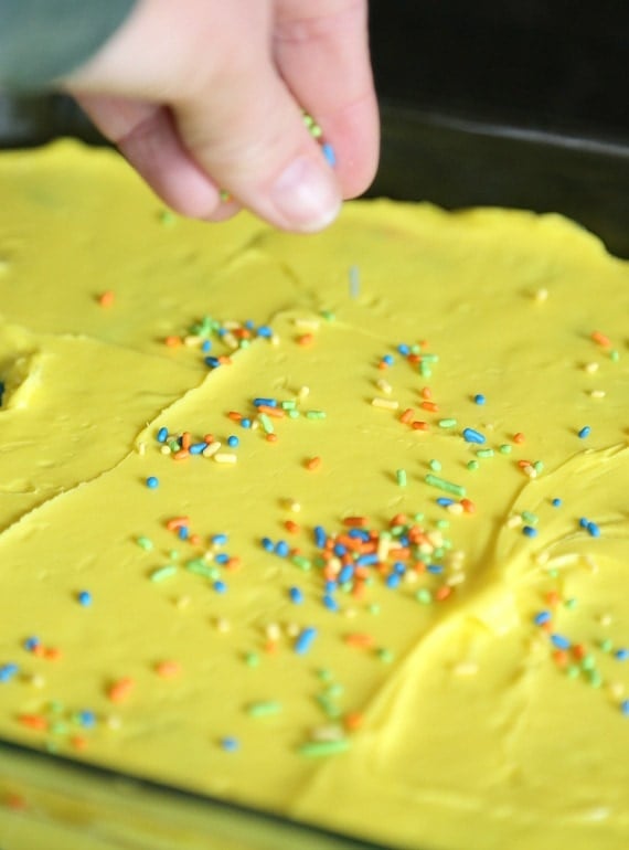 Funfetti Tye Dyed Cookie Bars...simple cookie bars that are made with cake mix!