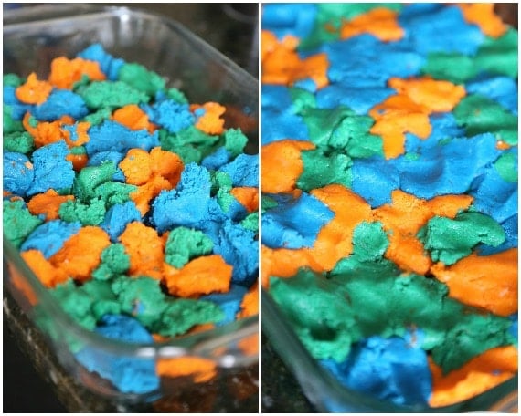 Funfetti Tye Dyed Cookie Bars...simple cookie bars that are made with cake mix!