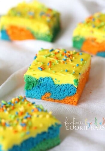 Funfetti Tye Dyed Cookie Bars...simple cookie bars that are made with cake mix!