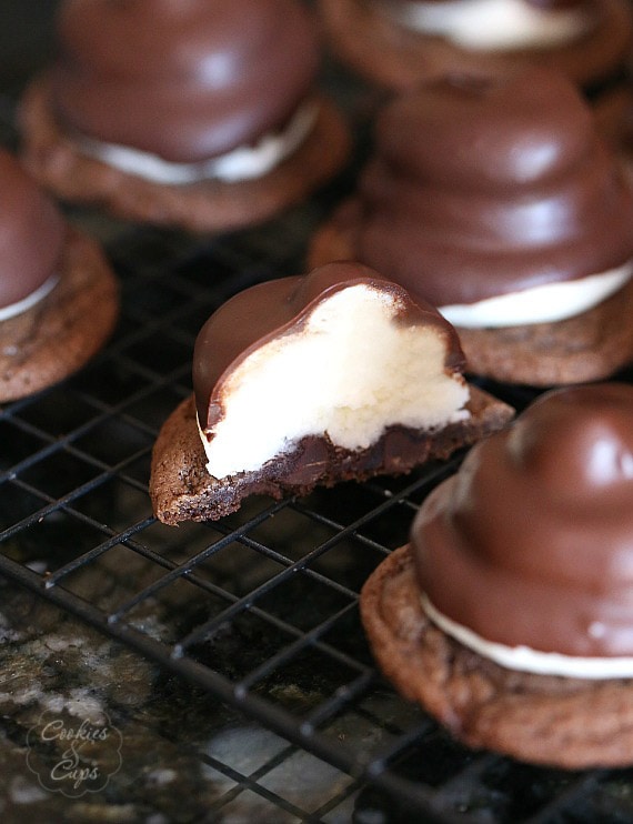 the inside of the hit hat cookies... LOVE the frosting!