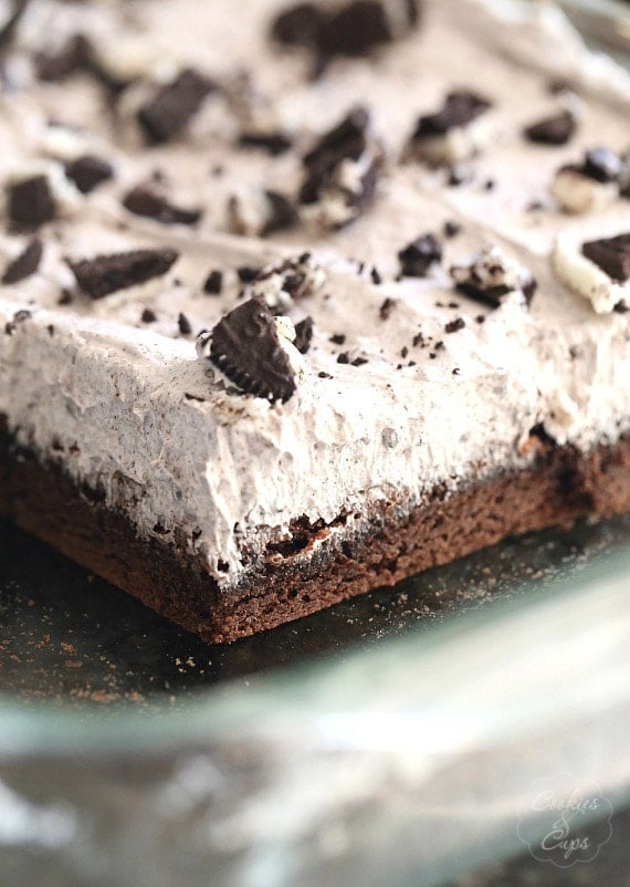 Potluck Oreo Bars...a delicous cookie base that starts with a cake mix, topped with a light Oreo Mousse!