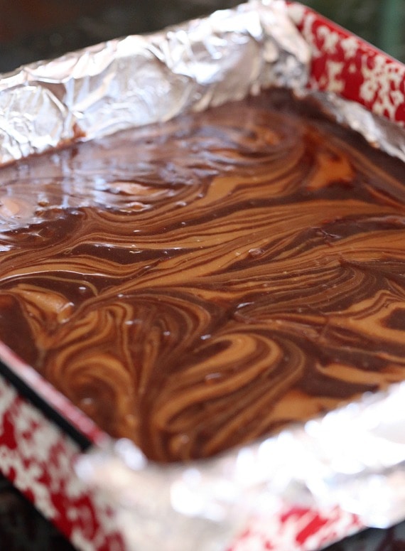 Caramel swirled brownies