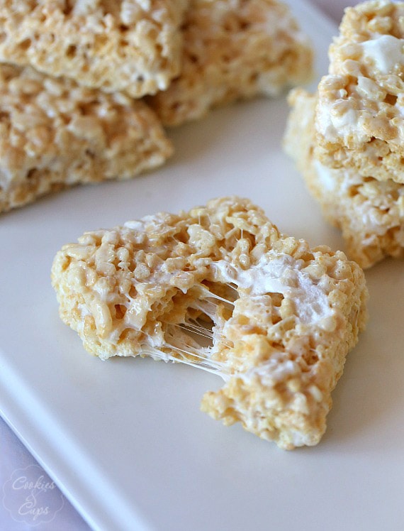 The Perfect Rice Krispie Treat Recipe - Cookies and Cups