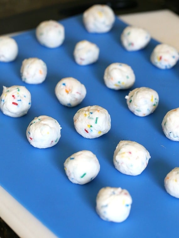 Roll the frosting into balls and freeze it before stuffing!
